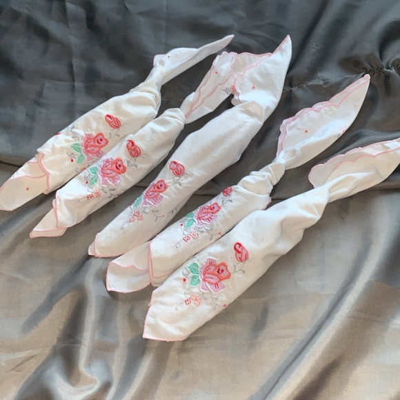 Vintage embroidered napkins versatile and unique - Picture 7 of 13